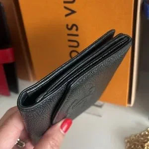 🔥Chanel caviar bifold wallet🔥