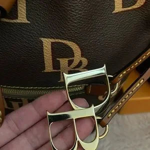 NWOT Dooney & Bourke leather crossbody π