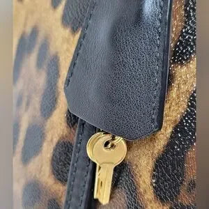 Dolce & Gabbana PVC leather leopard tote with lock & key π₯π©·