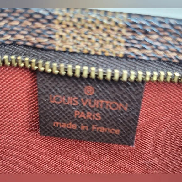 Louis Vuitton Brown Damier Ebene Trousse Bag, crossbody bag π©·