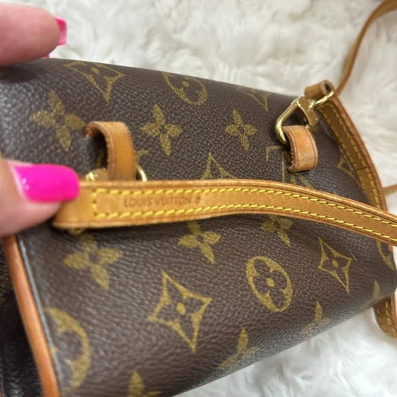 Louis Vuitton Florentine pouchette belt bag /crossbody