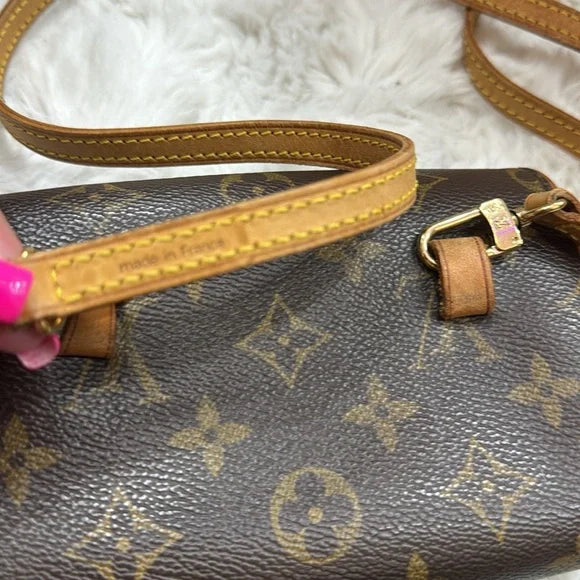 Louis Vuitton Florentine pouchette belt bag /crossbody