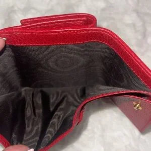 Gucci Marmont Red Pebbled Leather Compact Wallet