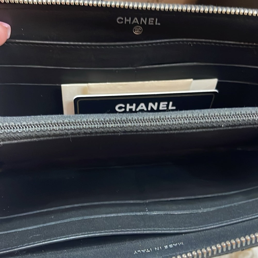 Chanel lambskin CC quilted long wallet with COA cards