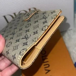 Louis Vuitton Mini Lin PM Agenda