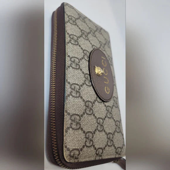 Gucci GG Supreme Neo Vintage Zippy Wallet