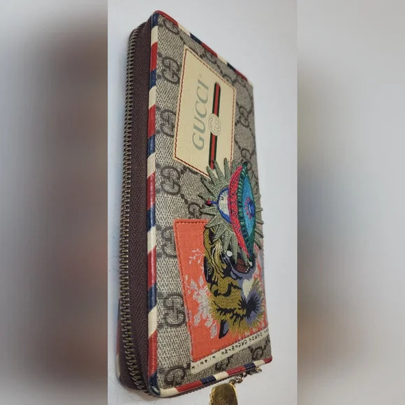 Gucci GG Supreme Courier Limited Edition Long Zippy Wallet