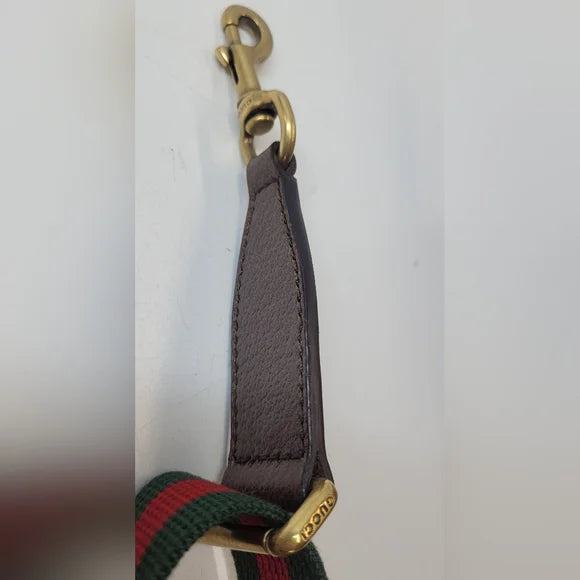 Gucci GG Supreme Embroidered Clutch Special Edition.