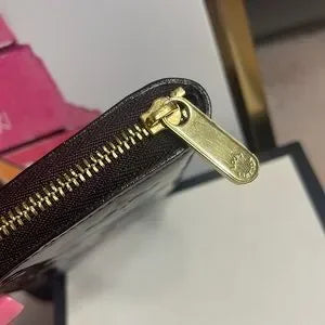 EUC Louis Vuitton Vernis Rayure zippy wallet! 💯authentic’s only. RARE!