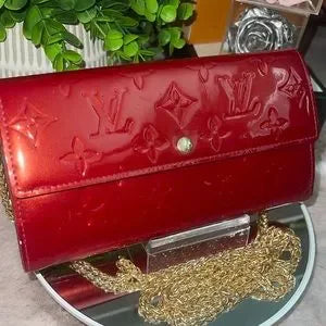 Louis Vuitton Vernis Sara wallet with insert & crossbody chain π