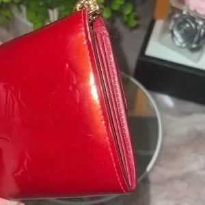 Louis Vuitton Vernis Sara wallet with insert & crossbody chain π