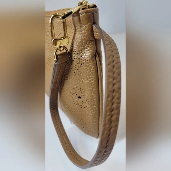 Louis Vuitton Mahina Selene Monogram Pochette
