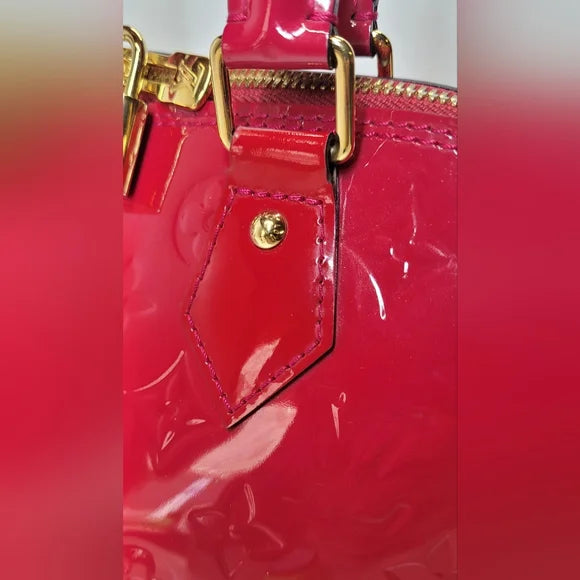 Louis Vuitton pink/red Vernis Alma PM with Lock & Key🔥