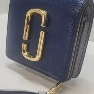NWOT Marc Jacobs snapshot bifold wallet