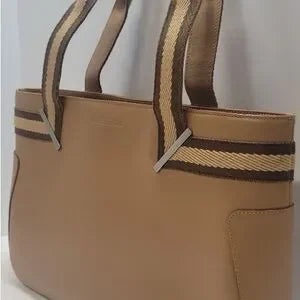 Beautiful Gucci Tote bag leather canvas straps