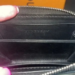NWOT Burberry Graffiti small zippy wallet!