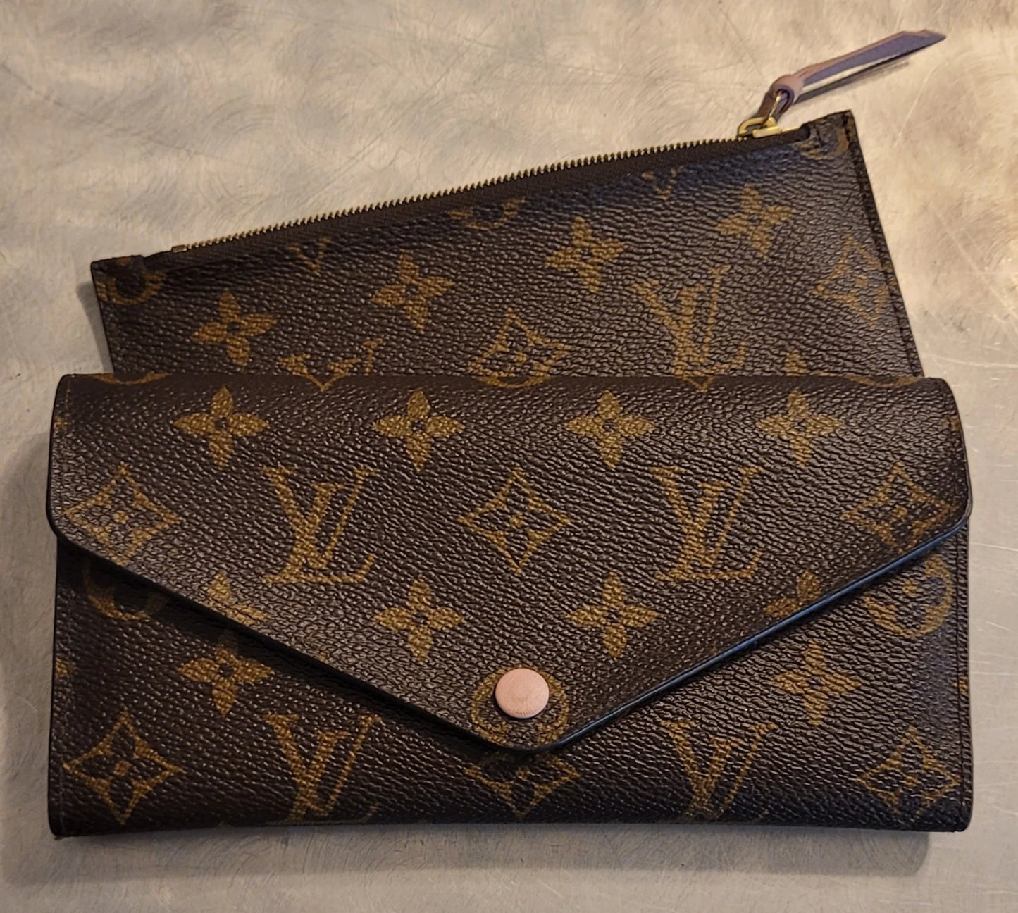 Louis Vuitton Brown Monogram Sarah Wallet Rose Ballerine