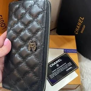 Chanel lambskin CC quilted long wallet with COA cards