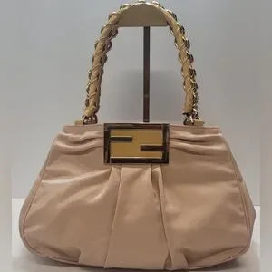 RARE FENDI Chain Nylon Handbag🩷🔥