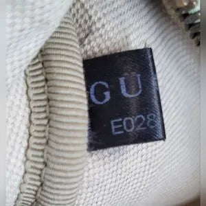 Gucci white long calfskin Leather Crossbody🩷