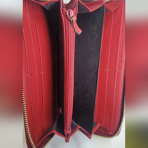 Gucci GG Supreme Monogram Love Embroidered Wallet