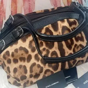 Dolce & Gabbana pony hair leather handbag, like new, COA card & tag💗