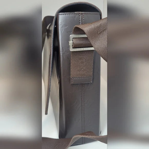 Louis Vuitton Glace Monogram Fonzie Messenger Bag