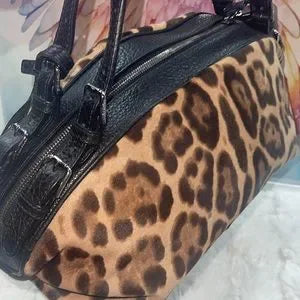 Dolce & Gabbana pony hair leather handbag, like new, COA card & tag💗