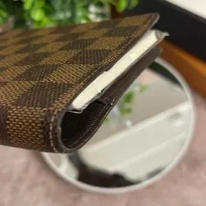 Gorgeous condition Louis Vuitton Damier Ebene pm agenda wallet
