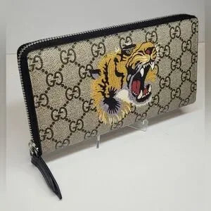 Gucci GG Supreme Tiger Canvas Long Zippy Wallet