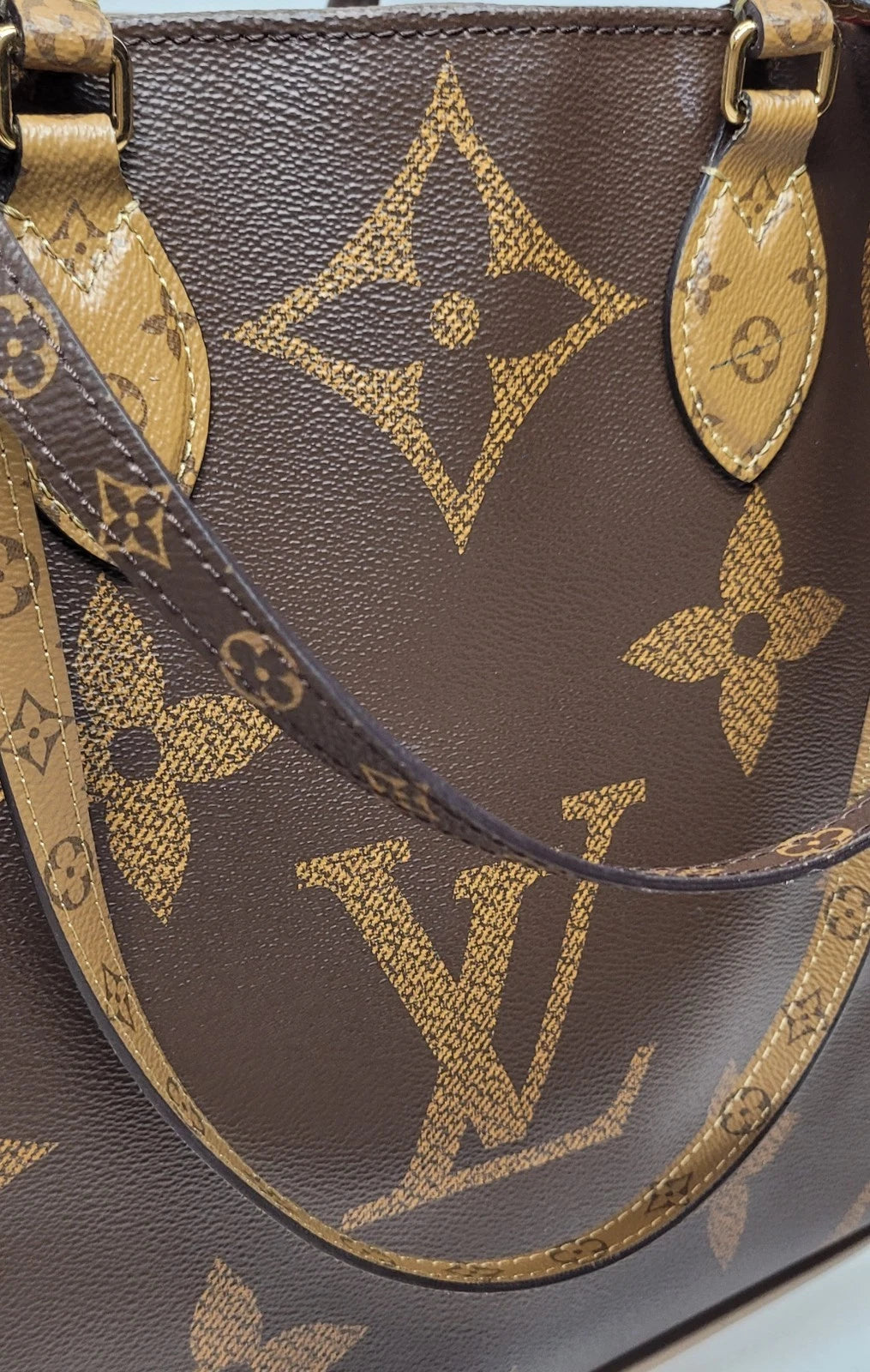 Louis Vuitton On The Go Reverse GM Tote Bag Plus Dustbag