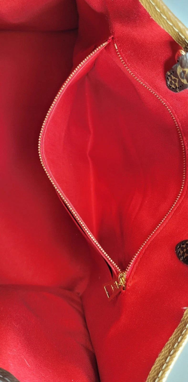 Louis Vuitton On The Go Reverse GM Tote Bag Plus Dustbag