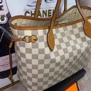 Louis Vuitton Damier Azur Neverfull PM