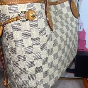 Louis Vuitton Damier Azur Neverfull PM