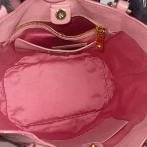 Beautiful Miu Miu with crossbody strap & COA card