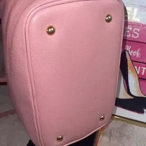 Beautiful Miu Miu with crossbody strap & COA card
