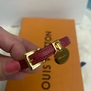 Beautiful Prada red leather adjustable bracelet 🩷