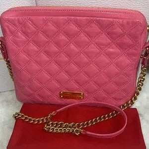 Marc Jacobs Quilted leather crossbody/laptop bag, like new!