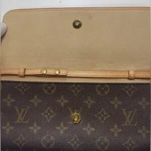 LOUIS VUITTON Monogram Pochette Twin GM Shoulder Bag