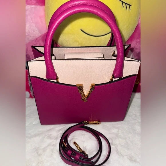 VERSACE Virtus 2 way bag calfskin, new w/out tags 🩷