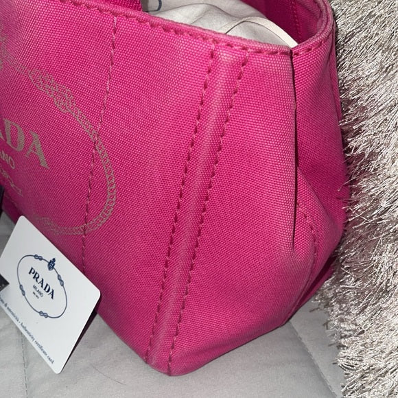 Prada Canapa Full Inclusion