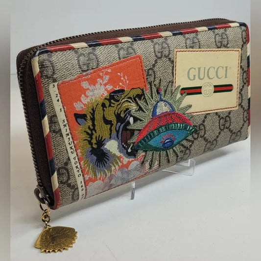 Gucci GG Supreme Courier Limited Edition Long Zippy Wallet