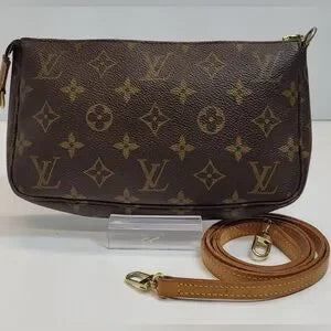 Louis Vuitton Monogram Canvas Pochette crossbody strap