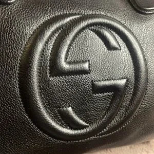 Like new! Stunning Gucci Soho XL double tassels zippered handbag🔥