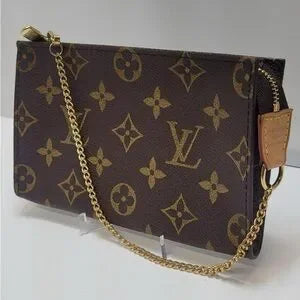 Louis Vuitton mini monogram pochette,