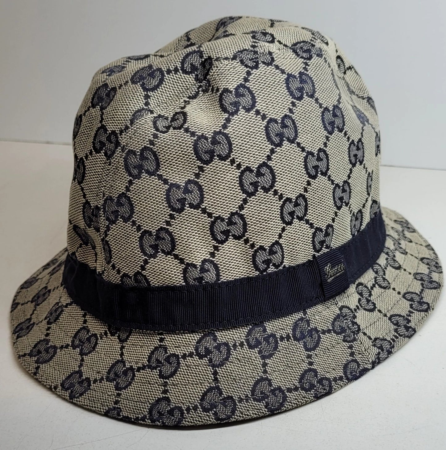 Gucci GG Supreme Youth Bucket Hat Medium