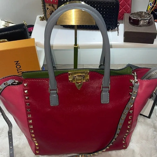 Valentino Garavani Rockstud handbag🩷